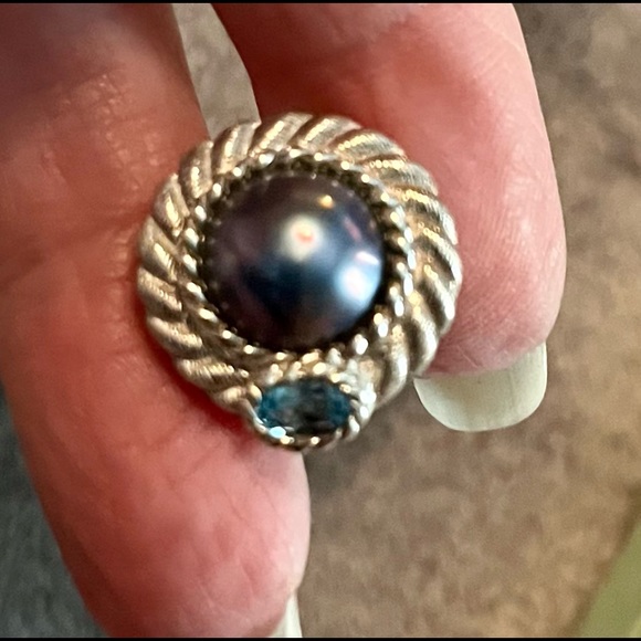 Judith Ripka Blue Mabe Pearl and Blue Topaz Clip Earrings - Picture 5 of 7